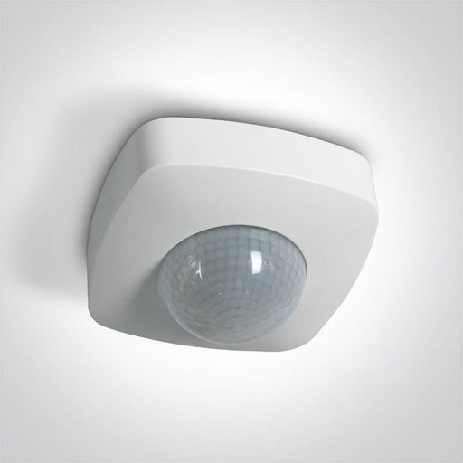 White 230V 1000W(LED) 2000W(Incadescent) Ceiling Infrared Presence Sensor.

Detection area, hold time and daylight sensor are adjustable

via rotary switches

Complies with standard EN60669 

 One Light SKU:22014