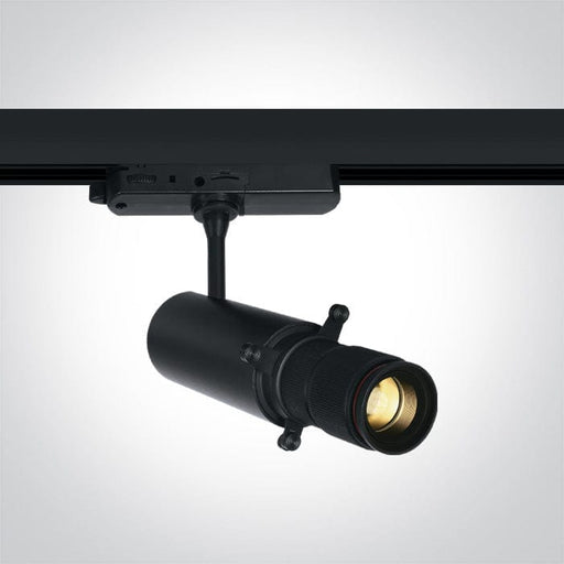 Black 12W LED track spotlight with adjustable shape beam

Complete with 300mA driver. 

 One Light SKU:65668T/B/W