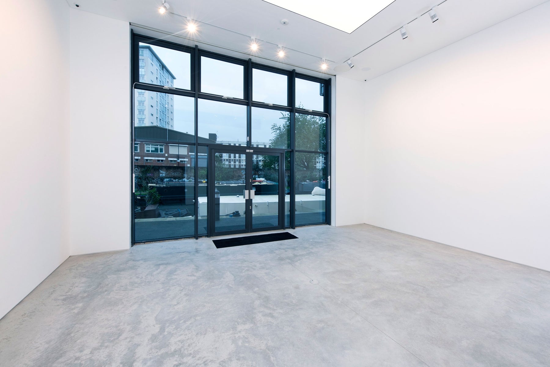 Illuminating the Future: How Smart Lighting Transforms Commercial Spaces