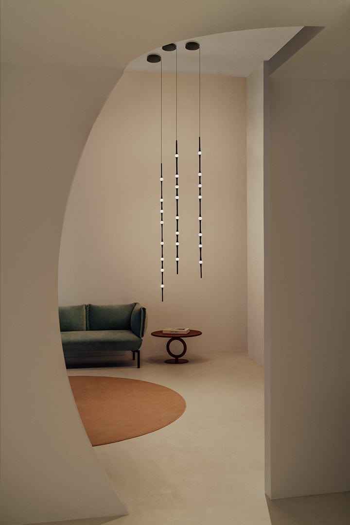 PENDANT DEW VERTICAL 1700MM SURFACE LED 21.1 LED WARM-WHITE 2700K 0-10V BLACK 13 00-8307-05-M1