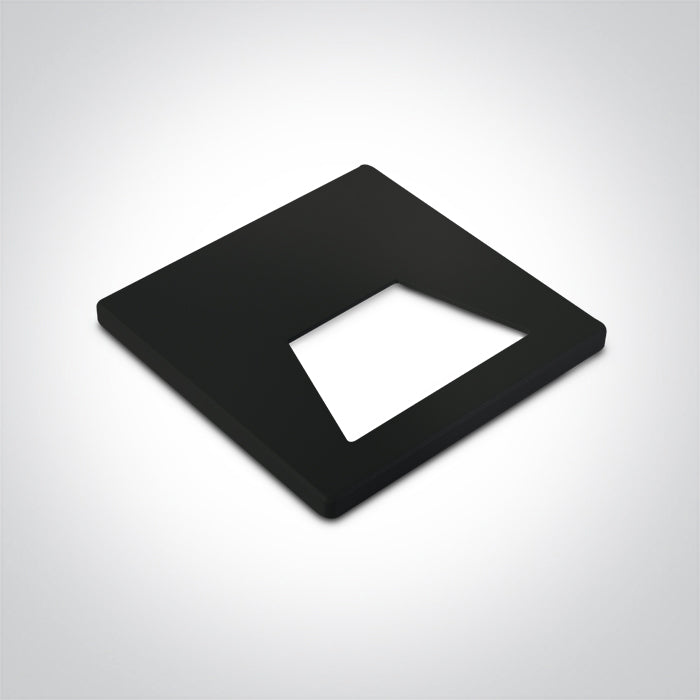 050000B5/B BLACK SQUARE COVER FOR 68000B
