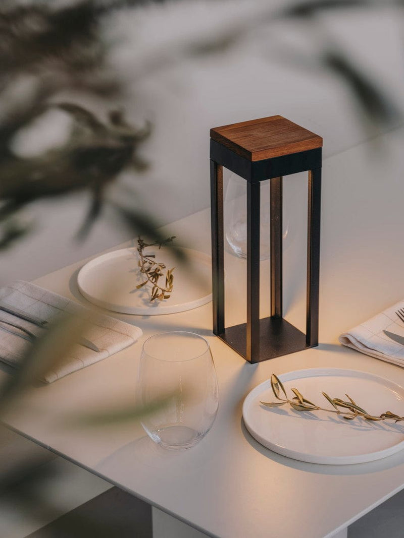 PORTABLE IP65 RACK RECHARGEABLE 100X100X270MM LED 1.5 LED NEUTRAL-WHITE 4000K FI 10-E002-E3-CM