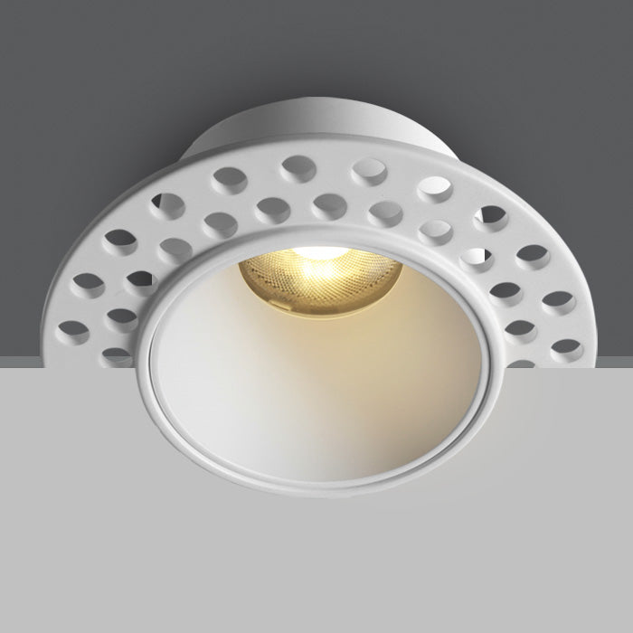 10107JTR/W/V: 7W CCT Variable Trimless recessed spot IP20.  Complete with non-dimmable driver.  ..