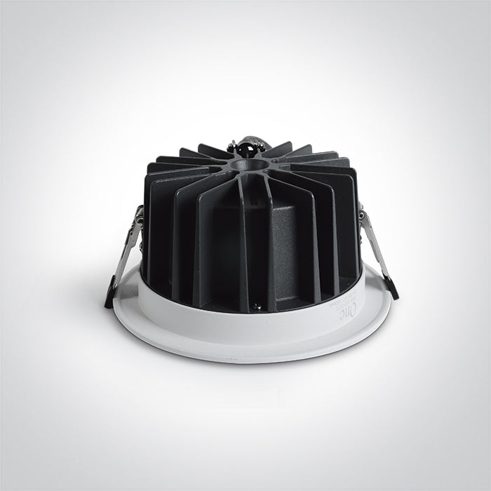 10115CA/W/V: 15W CCT Variable LED recessed downlight, IP20.  Complete with non-dimmable driver.  ..