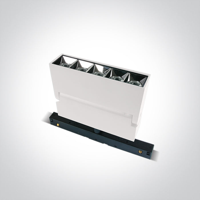 42106A/W/V: 12W CCT Variable LED Linear spots for magnetic profile.  Adjustable 1 direction MAXI, Adjustable 2 direction MINI.  Suitable for MINI, MAXI & P&P magnetic profiles.  .