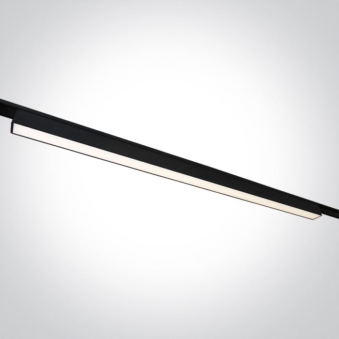 43100FC/B/V: 20W Black CCT Variable LED Linear light.  Suitable for FLAT magnetic track.  ..