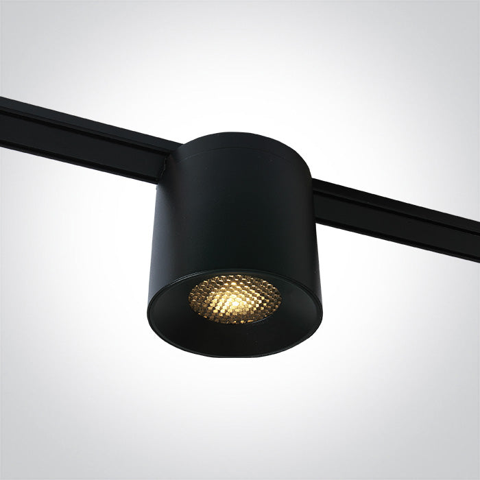 43110F/B/V: 6W Black CCT Variable LED spot with honeycomb.  Suitable for FLAT magnetic track.  ..