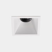 Play Visual Comfort Square Fixed Trim Recessed Downlight | 19.8W 3000K CRI92 | White | AG76-18W9WFOU14