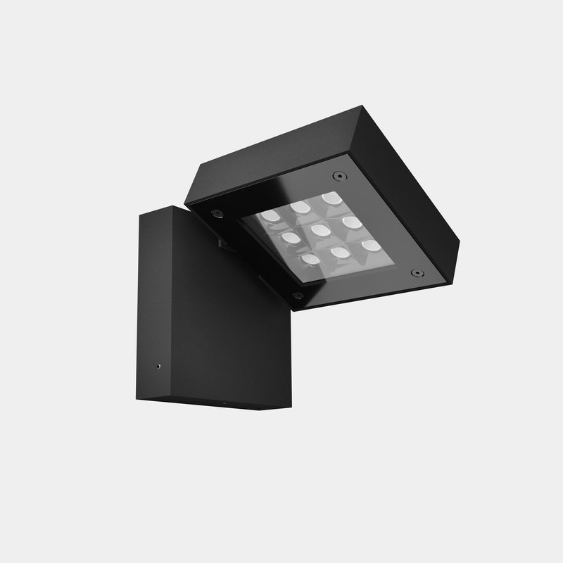Wall fixture
