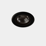 Max Big Round Recessed Downlight | 17.3W 2200K CRI80 | Black | AT14-18P8R2BB60