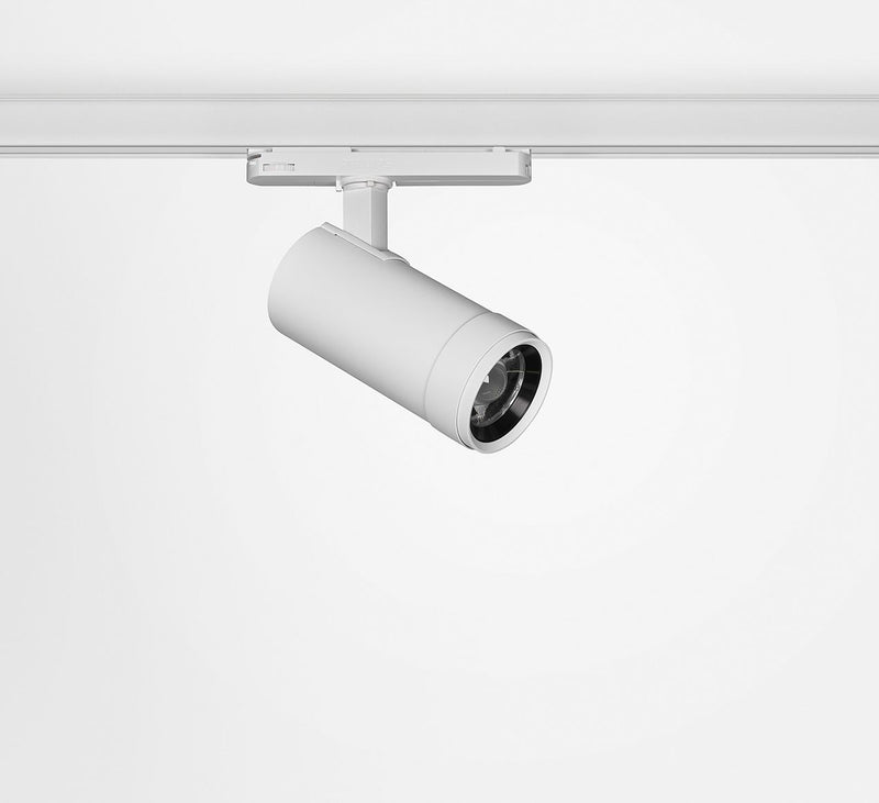 IN3620933/D – Internova Cambia Zoom 3-Circuit Tracklight | Adjustable Beam, 3000K