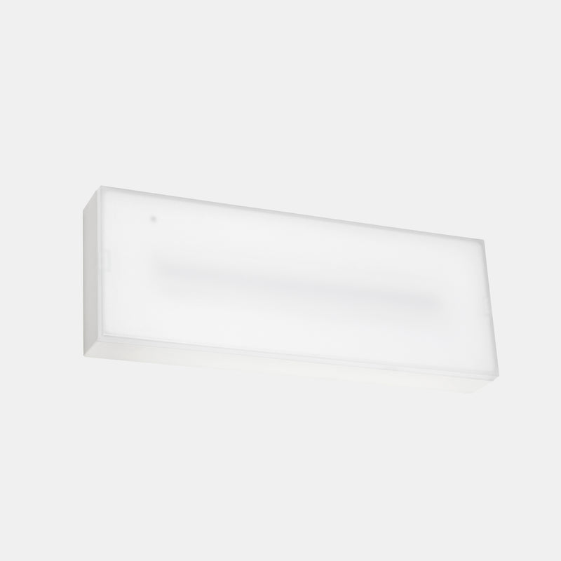 Wall fixture