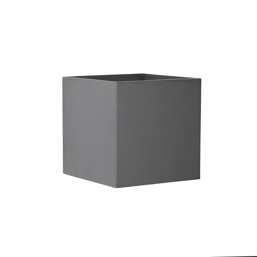 Wall fixture