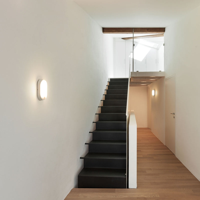 WALL FIXTURE IP65 MOO OVAL SENSOR LED 18W SW 2700-3200-4000K ON-OFF WHITE 2500