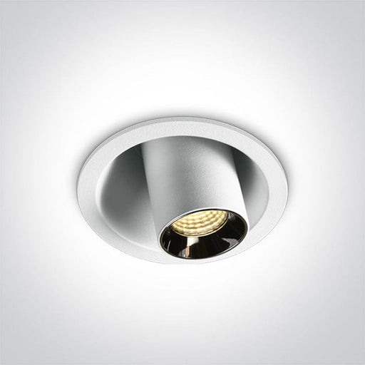 White 6W Adjustable Low Glare recessed spotlight, IP20.

Complete with 135mA driver.

 One Light SKU:11106T/W/W