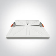 White 20W Downlight LED, IP20. 



Complete with 700mA driver. 

 One Light SKU:50120CE/C