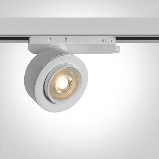 White 18W LED zoomable track spotlight 15°-45° with removable honeycomb.

Complete with 450mA driver. 

 One Light SKU:65662AT/W/W