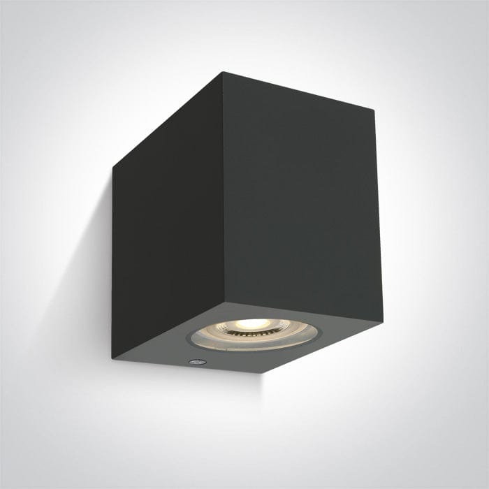 Anthracite GU10 tubular ceiling light, IP65.
 
 One Light SKU:67142H/AN