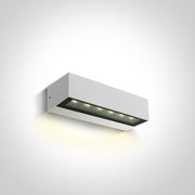 White 8W Wall light, IP65.

Complete with 350mA driver.

 

 One Light SKU:67526A1/W/W