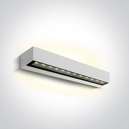 White 2x10W Wall light, IP65.

Complete with 500mA driver.

 

 One Light SKU:67526B2/W/W