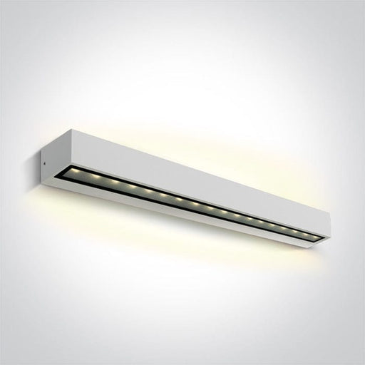 White 2x13W Wall light, IP65.

Complete with 700mA driver.

 

 One Light SKU:67526B3/W/W